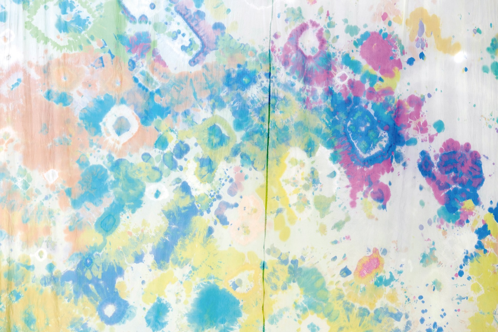 金沢市民芸術村3工房合同企画 岩井美佳「100色の絞り染めに挑戦！」