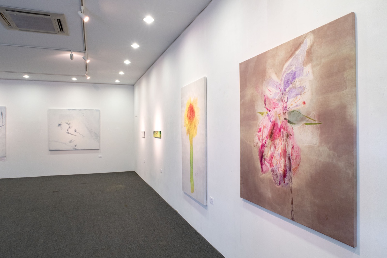 個展「染む・記憶」